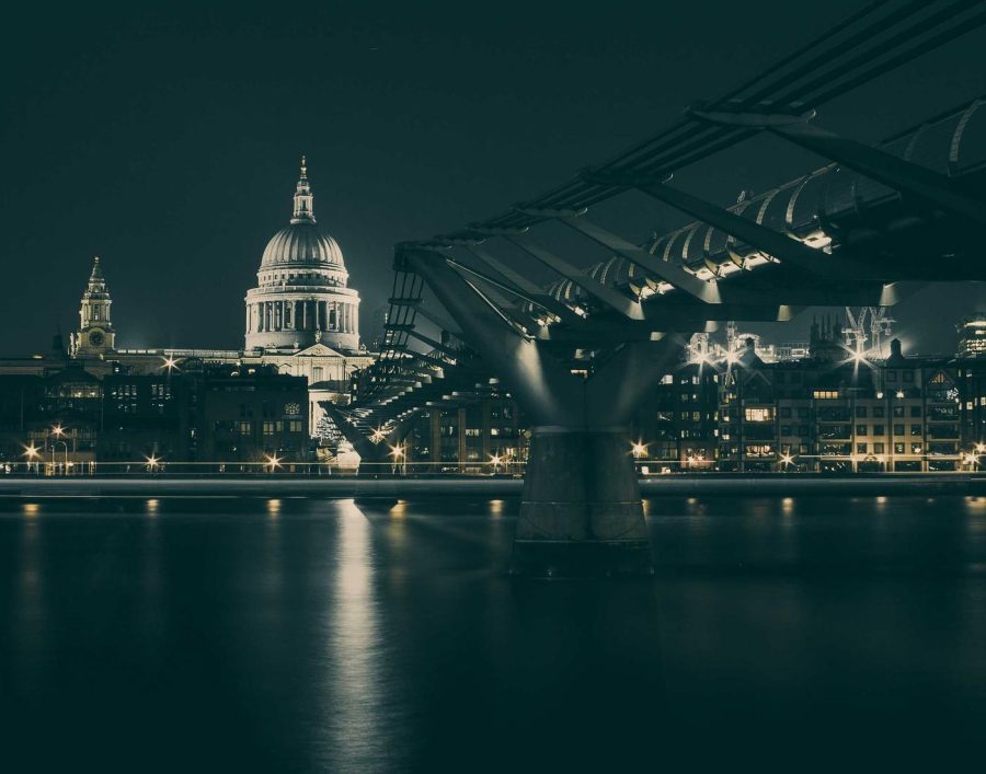 Urban · Demo (Unsplash / Picsum)